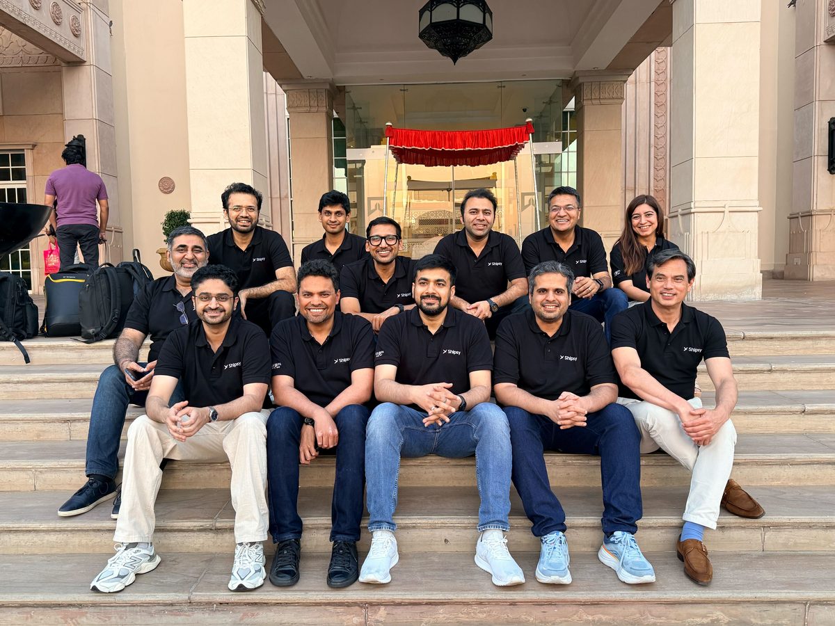 Shipsy team gathered on the office steps